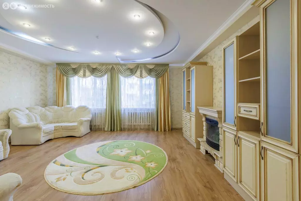 3-комнатная квартира: Брянск, микрорайон Московский, 38/1 (111.7 м) - Фото 1