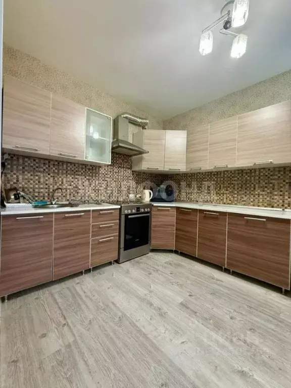 2-к кв. Брянская область, Брянск Рославльская ул., 9 (68.0 м) - Фото 1