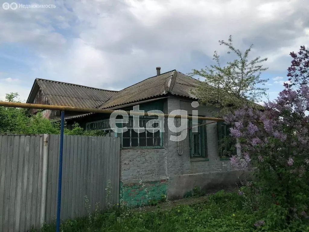 Дом в Валуйки, улица Суржикова, 96 (45.4 м) - Фото 1