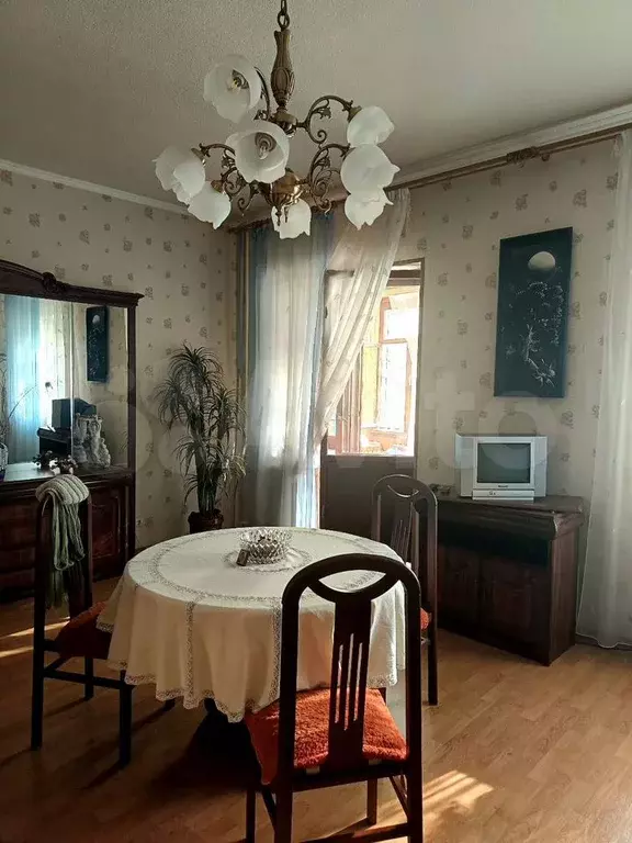 2-к. квартира, 70 м, 1/2 эт. - Фото 1