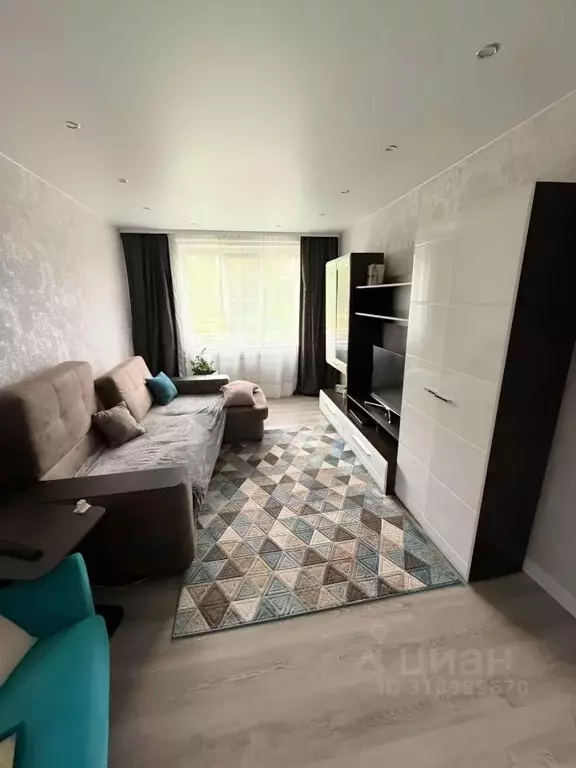 2-к кв. Московская область, Дмитровский муниципальный округ, Икша пгт ... - Фото 1