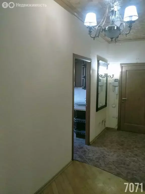 2-комнатная квартира: Аксай, улица Гулаева, 127/1 (70 м) - Фото 1