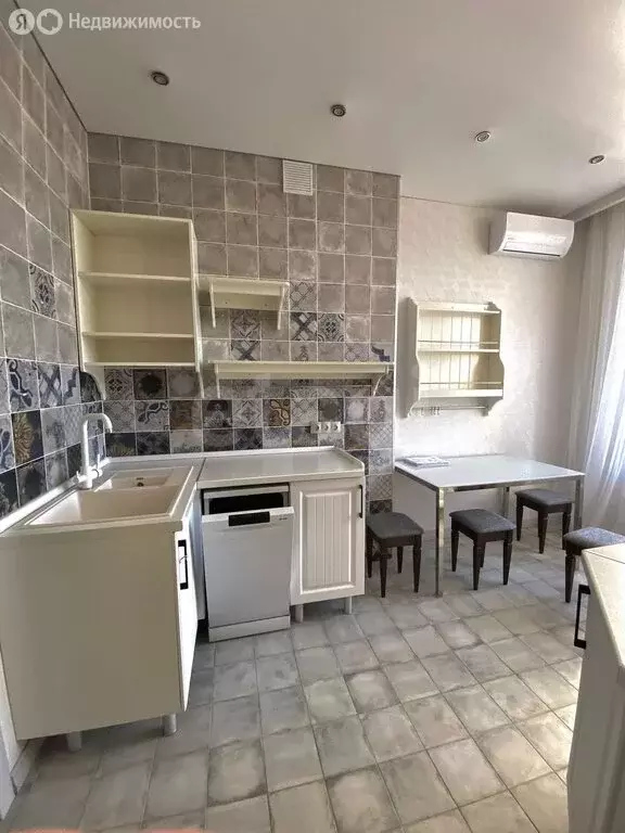 2-комнатная квартира: Ростов-на-Дону, Спартаковская улица, 20 (75.9 м) - Фото 1