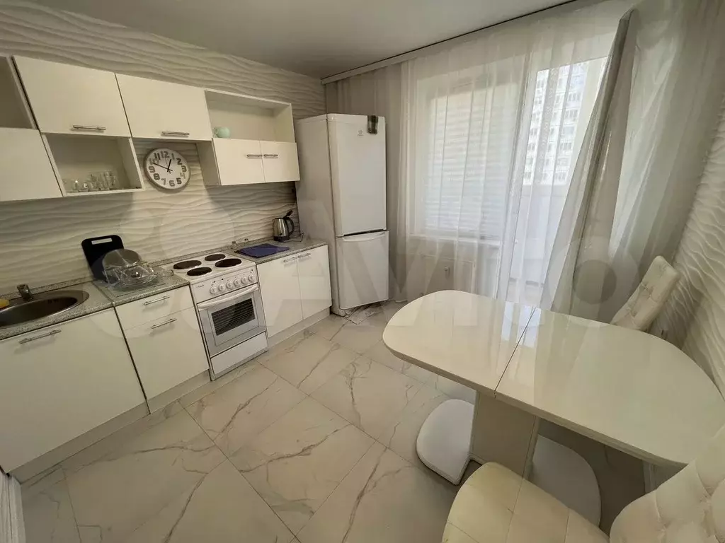 1-к. квартира, 40 м, 6/17 эт. - Фото 0