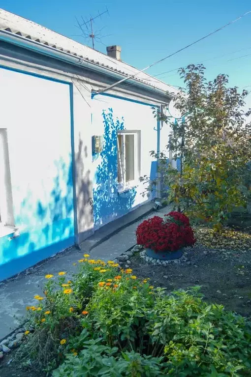 Дом в Кемеровская область, Прокопьевск ул. Орджоникидзе, 72 (50 м) - Фото 1