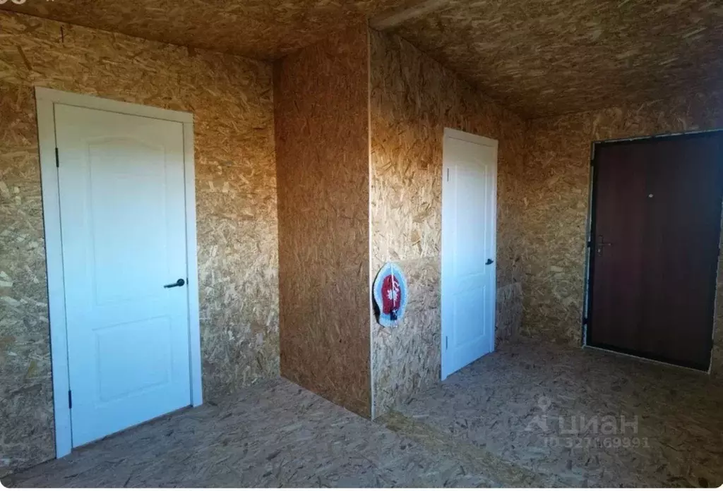 Дом в Крым, Красногвардейский район, с. Ленинское ул. Школьная (24 м) - Фото 1