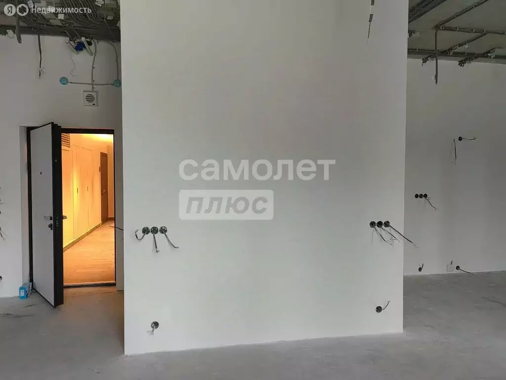 3-комнатная квартира: Москва, ул. Вильгельма Пика, 1 (73 м) - Фото 0