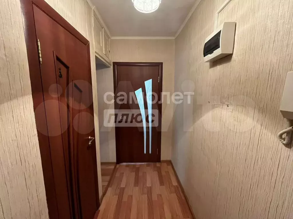 2-к. квартира, 31,8 м, 3/3 эт. - Фото 0