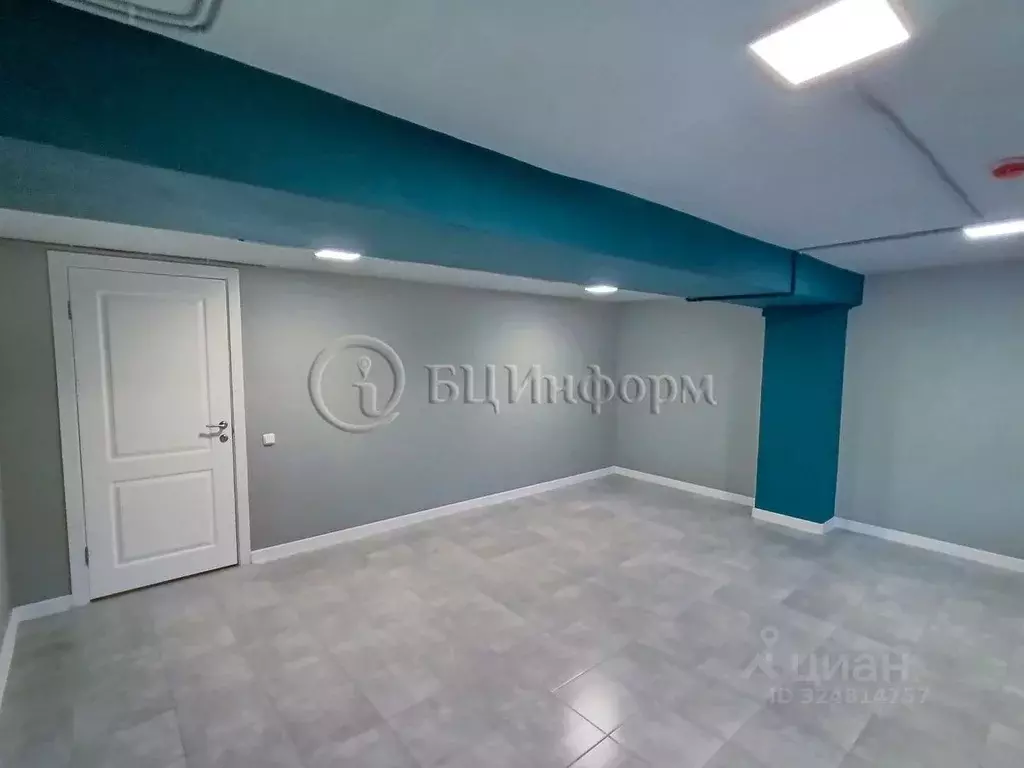 Помещение свободного назначения в Санкт-Петербург Народная ул., 87 (25 ... - Фото 1