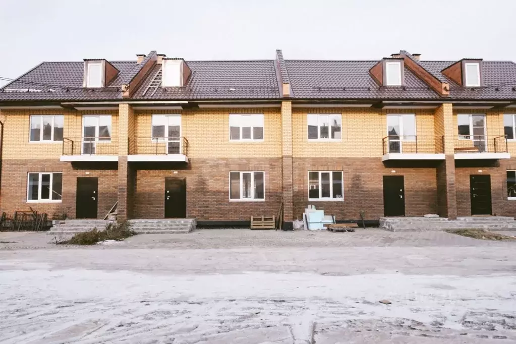 Таунхаус в Хабаровский край, Комсомольск-на-Амуре ул. Изумрудная, 1Б ... - Фото 2