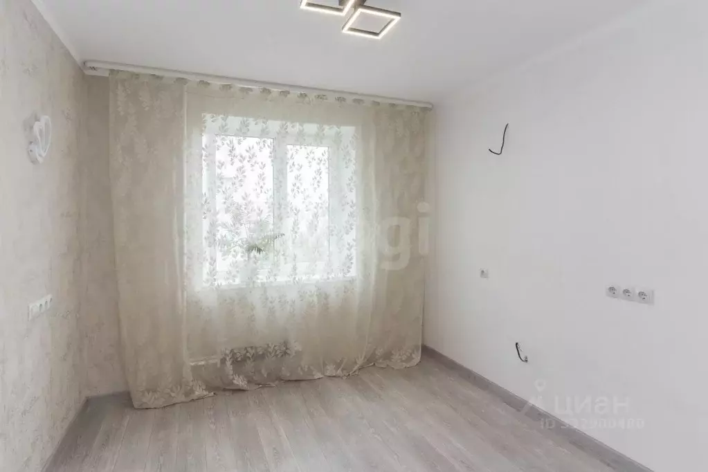 1-к кв. Тюменская область, Тюмень Широтная ул., 17а (33.4 м) - Фото 1