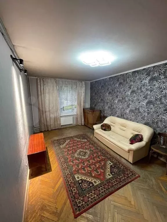 2-к. квартира, 48 м, 1/9 эт. - Фото 1