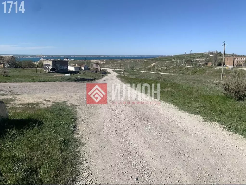 Участок в Крым, Феодосия ул. Вити Коробкова (9.0 сот.) - Фото 1