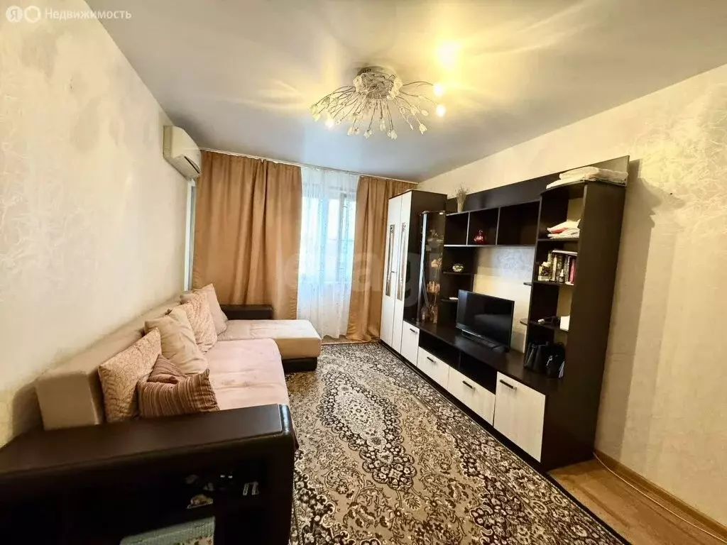 2-комнатная квартира: Тула, Новомосковская улица, 25А (50 м) - Фото 1