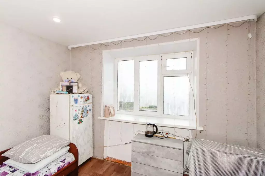 Комната Тюменская область, Тюмень Мельзаводская ул., 19а (13.6 м) - Фото 1