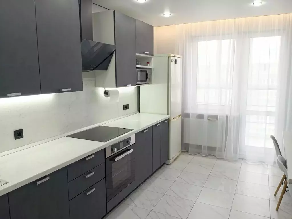 2-к кв. Башкортостан, Уфа ул. Минигали Губайдуллина, 10 (64.8 м) - Фото 1