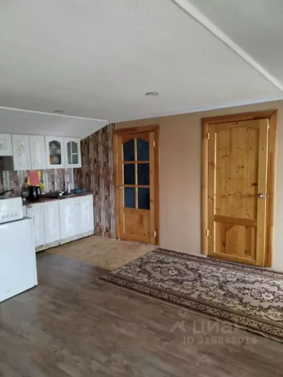 Дом в Краснодарский край, Ейск ул. Карла Либкнехта (217 м) - Фото 0