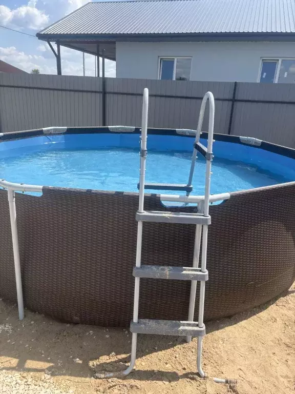 Дом в Саратовская область, Энгельсский район, Красноярское ... - Фото 2