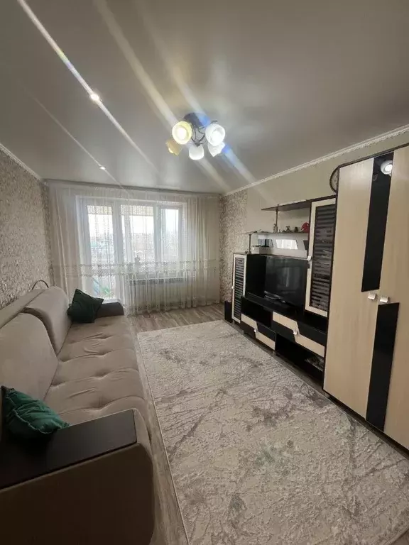 2-к кв. Омская область, Большеречье рп ул. Мира, 2 (49.6 м) - Фото 1