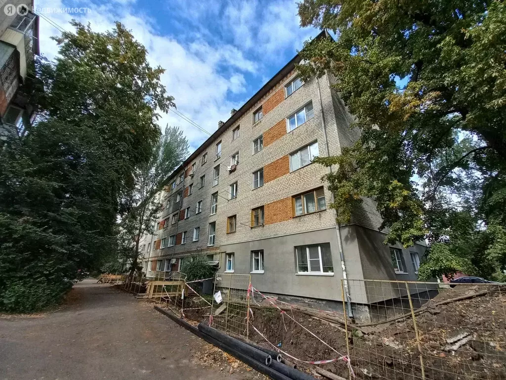 3-комнатная квартира: Тамбов, улица имени Сергея Лазо, 28 (55.4 м) - Фото 0