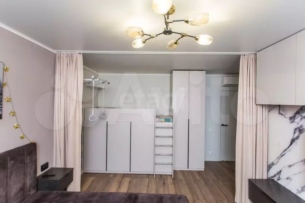 1-к. квартира, 43 м, 1/10 эт. - Фото 0