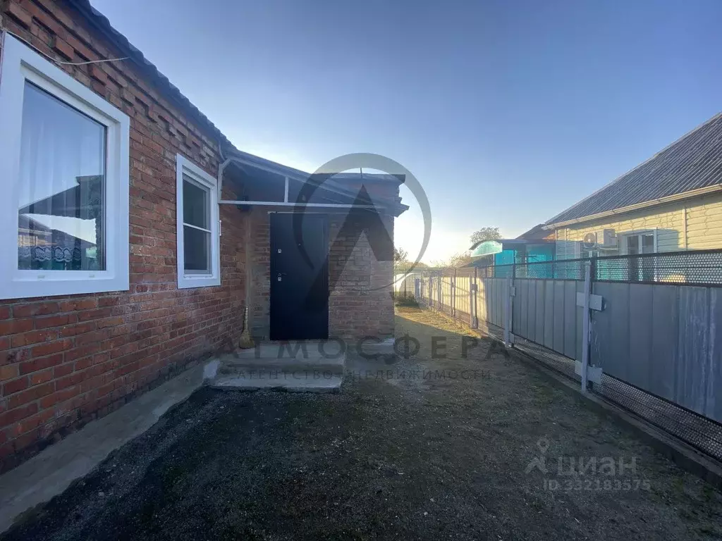 Дом в Краснодарский край, Апшеронск ул. Энгельса (58 м) - Фото 2
