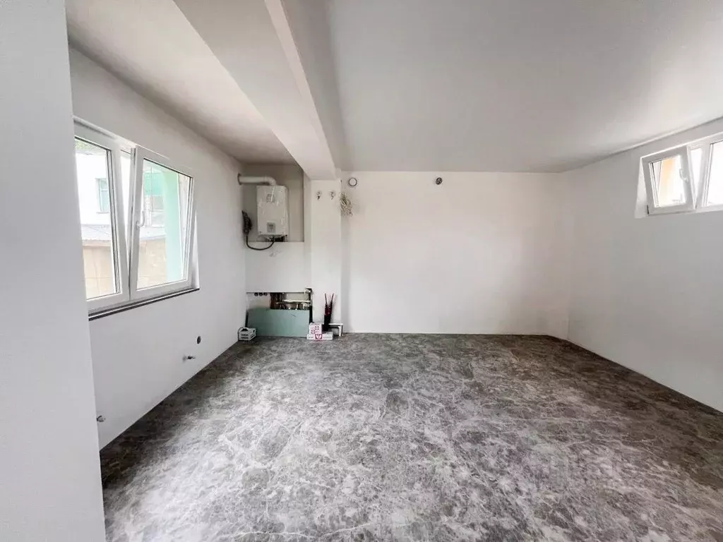 Гараж в Крым, Алушта муниципальный округ, Партенит пгт  (91 м) - Фото 1