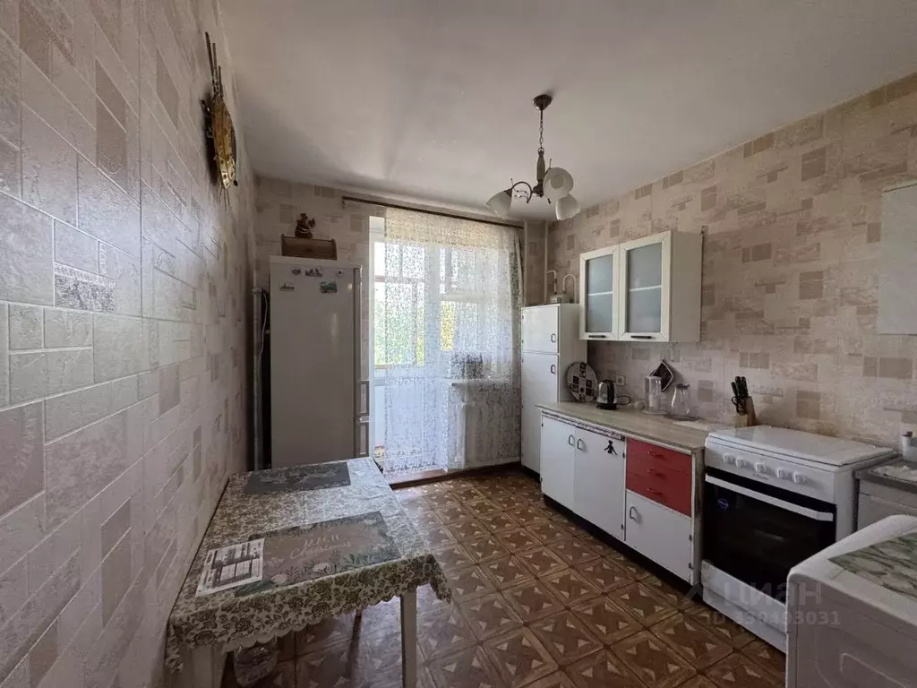 2-к кв. Крым, Симферополь ул. Лексина, 44 (64.0 м) - Фото 1
