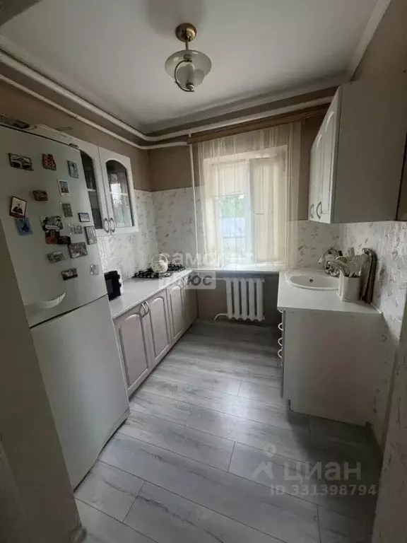 Дом в Краснодарский край, Кореновск ул. Луначарского, 40 (76 м) - Фото 1