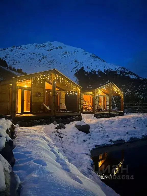 Дом в Кабардино-Балкария, Эльбрусский район, с. Терскол ул. ... - Фото 0