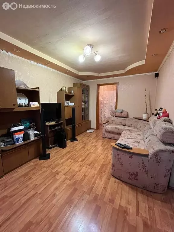 2-комнатная квартира: Дегтярск, улица Уральских Танкистов, 6 (43 м) - Фото 1