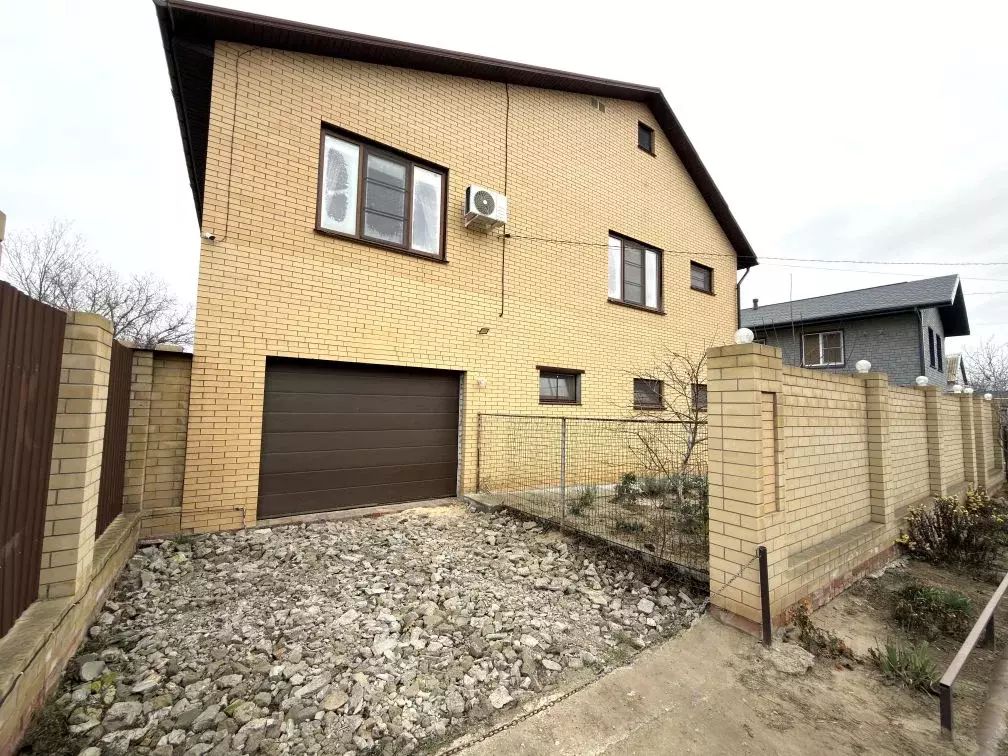 Дом в Волгоградская область, Волгоград ул. Плеханова (209 м) - Фото 1