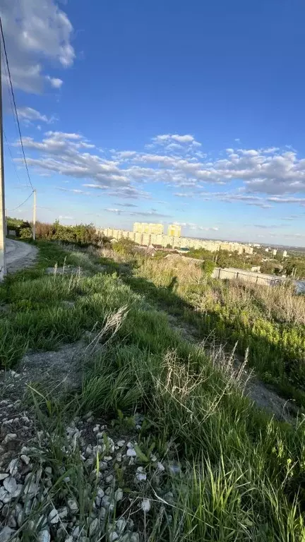 Участок в Саратовская область, пос. Тепличный ул. Подгорная, 21 (9.0 ... - Фото 0