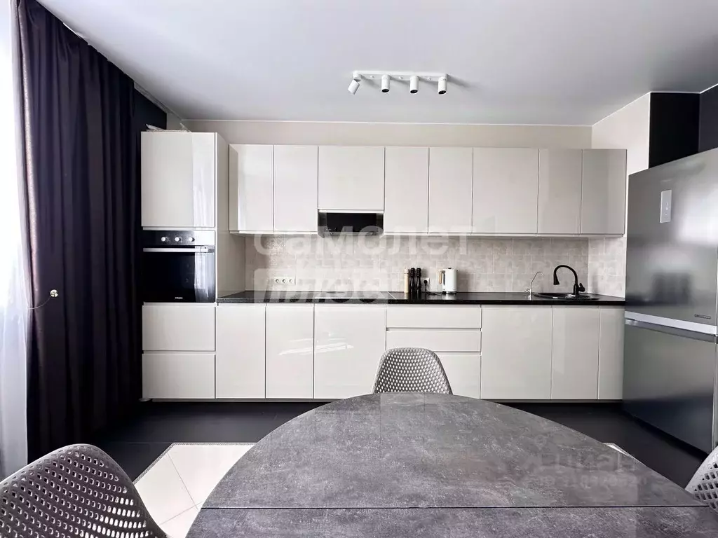 3-к кв. Санкт-Петербург наб. Реки Карповки, 16к2 (90.0 м) - Фото 0