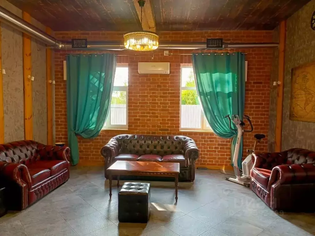 Дом в Ленинградская область, Гатчинский муниципальный округ, д. Малые ... - Фото 1