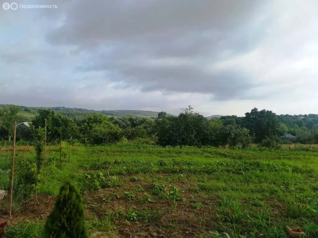 Участок в село Молдаванское, Советская улица, 5 (8 м) - Фото 0