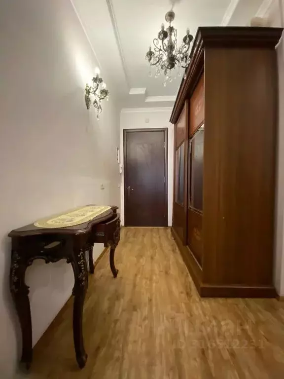 3-к кв. Ставропольский край, Кисловодск ул. Горького, 2 (80.0 м) - Фото 1