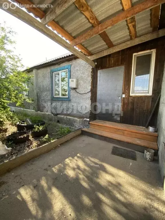 Дом в Кызыл, Заводская улица (61 м) - Фото 1
