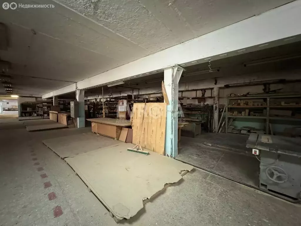 Помещение свободного назначения (1000 м) - Фото 1
