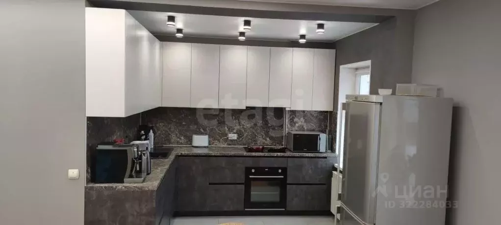 Дом в Ямало-Ненецкий АО, Ноябрьск пос. Самострой, ул. Первомайская, 81 ... - Фото 1