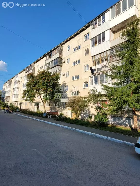 2-комнатная квартира: Каменск-Уральский, улица Калинина, 36 (43.3 м) - Фото 0