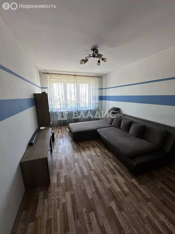3-комнатная квартира: Калининград, улица Гайдара, 102 (74 м) - Фото 1