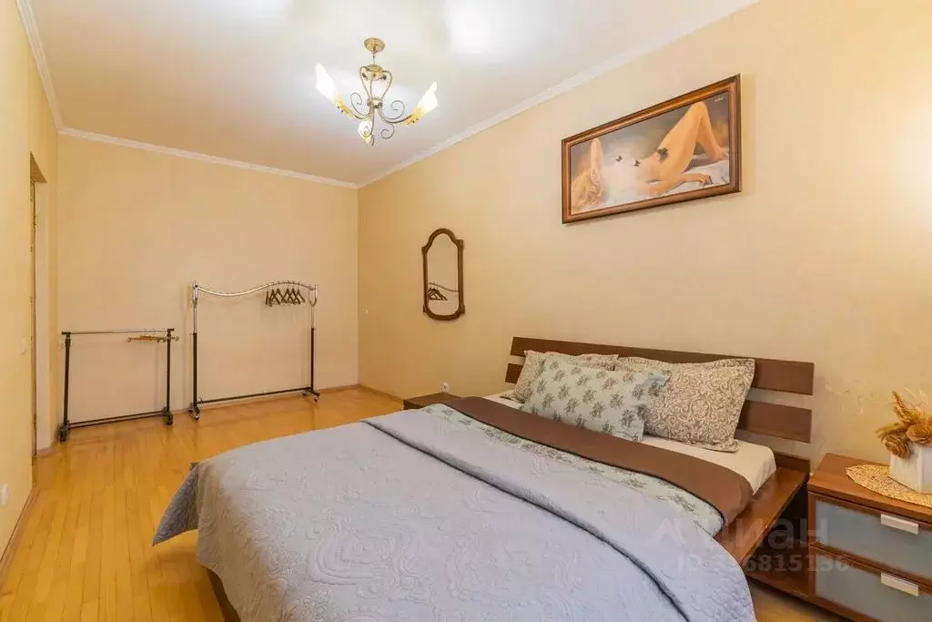 2-к кв. Санкт-Петербург просп. Ветеранов, 52к1 (90.0 м) - Фото 1