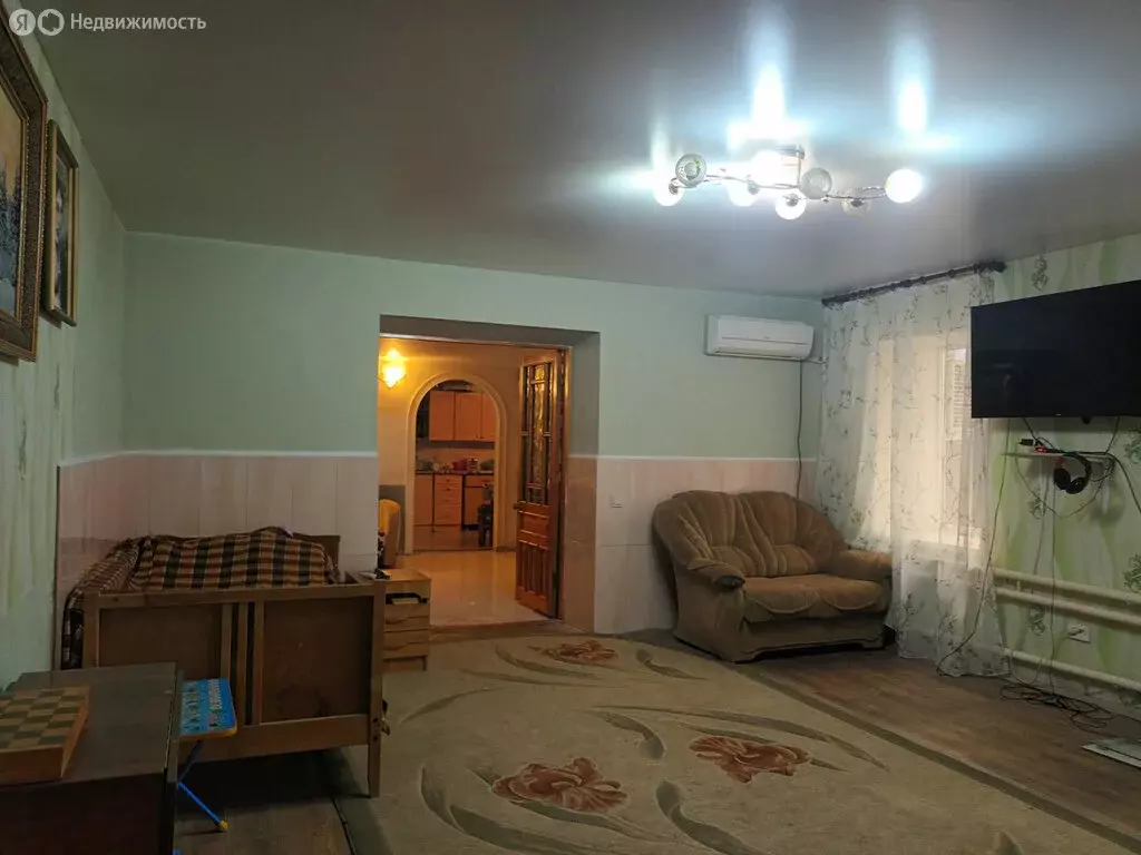 Дом в Батайск, улица Добролюбова, 33 (172.5 м) - Фото 0