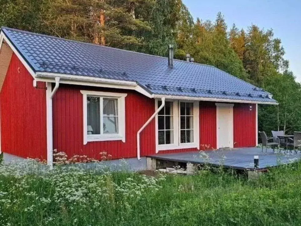 Дом в Карелия, Лахденпохский муниципальный округ, Куркиекское с/пос  ... - Фото 1