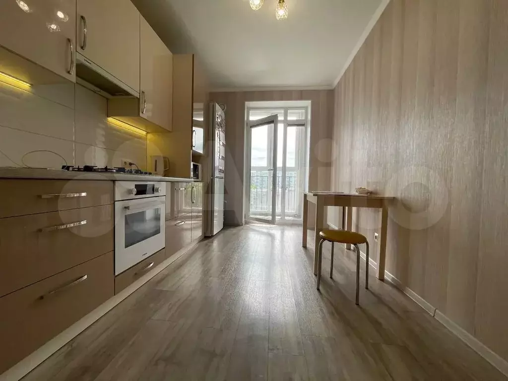 1-к. квартира, 41 м, 6/9 эт. - Фото 0