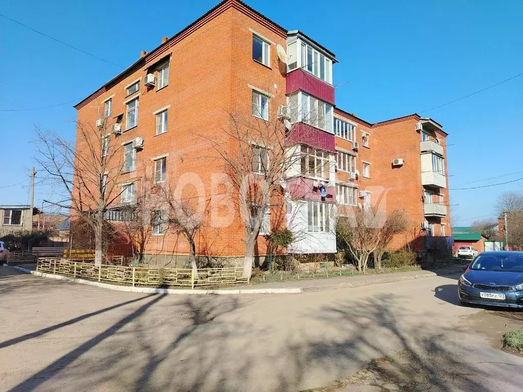 3-к кв. Краснодарский край, Северская ст-ца ул. Запорожская, 36 (67.0 ... - Фото 1