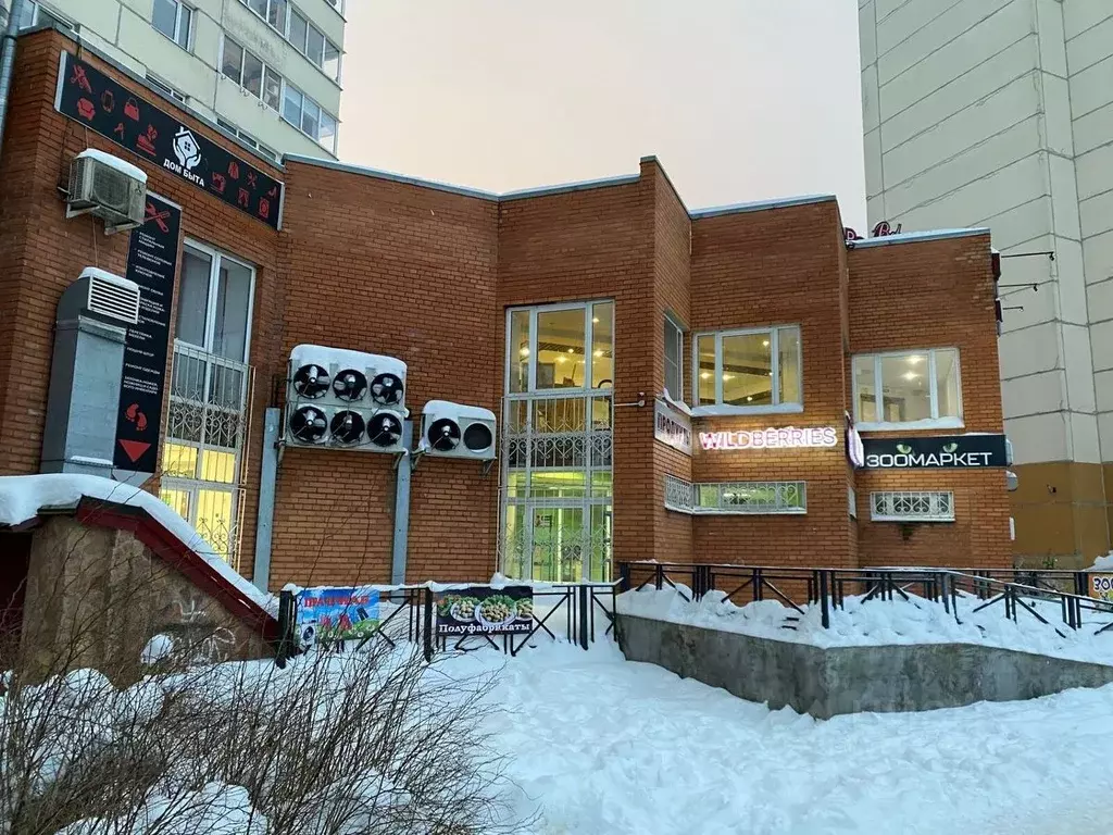 Торговая площадь в Ленинградская область, Колтуши Всеволожский район, ... - Фото 1