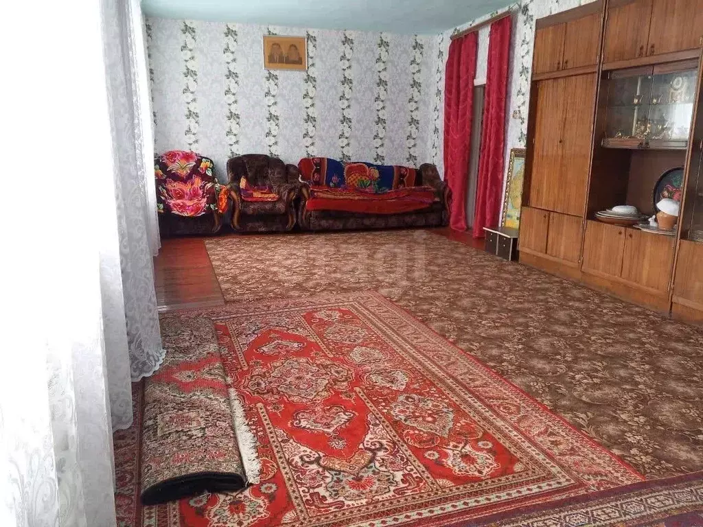 Дом в Омская область, Таврический район, д. Веселые Рощи ул. Мира, 1 ... - Фото 0