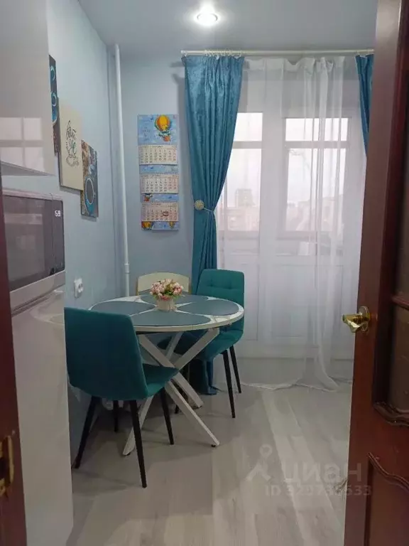 3-к кв. Свердловская область, Екатеринбург ул. Калинина, 36 (71.5 м) - Фото 2